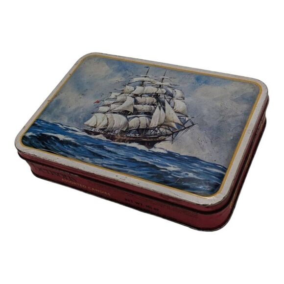 Vintage Sailing‎ Ship Bensons English Assorted Candies Tin England - Picture 1 of 4